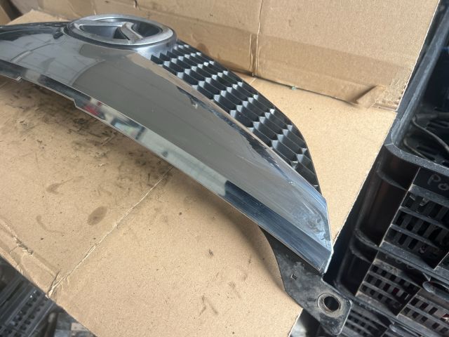 bontott MAZDA 6 Hűtőrács