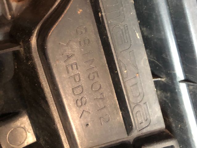 bontott MAZDA 6 Hűtőrács