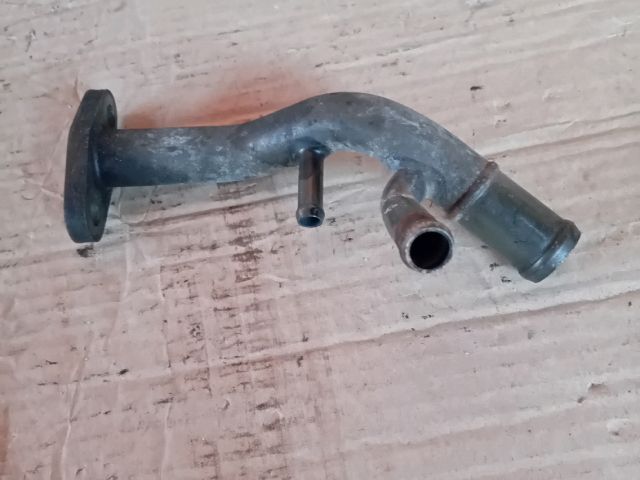 bontott MAZDA 6 Hűtővíz Elosztó Cső