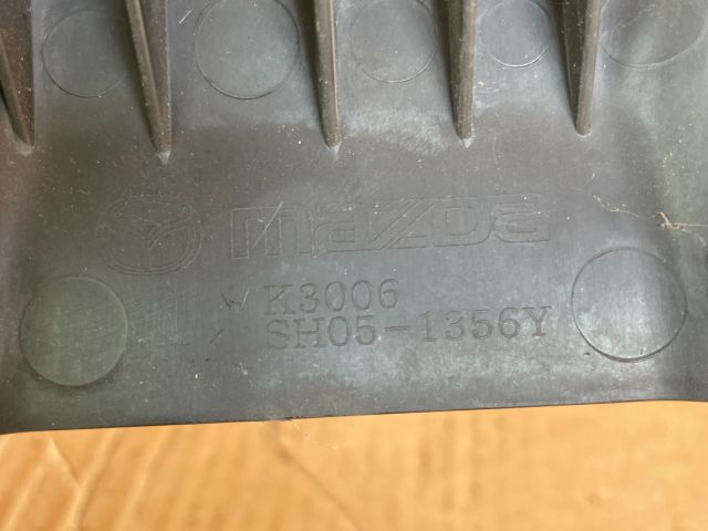 bontott MAZDA 6 Intercooler Légterelő