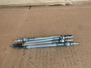 bontott MAZDA 6 Izzító/Gyújtó Gyertya