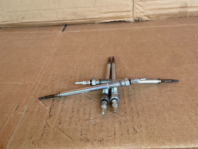 bontott MAZDA 6 Izzító/Gyújtó Gyertya