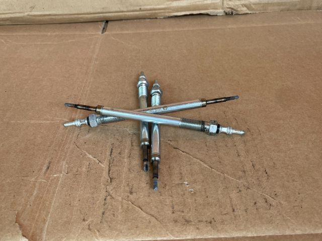 bontott MAZDA 6 Izzító/Gyújtó Gyertya