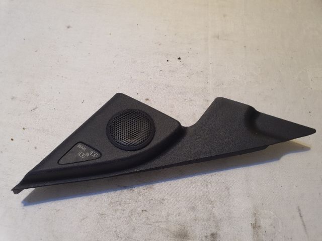 bontott MAZDA 6 Jobb A Oszlop Hangszóró Burkolat