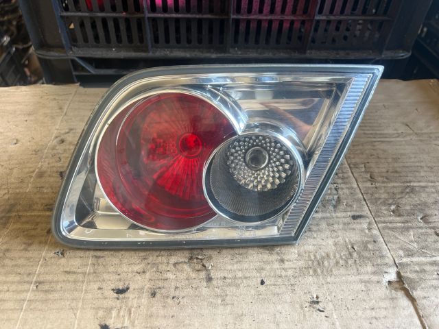 bontott MAZDA 6 Jobb Belső Hátsó Lámpa