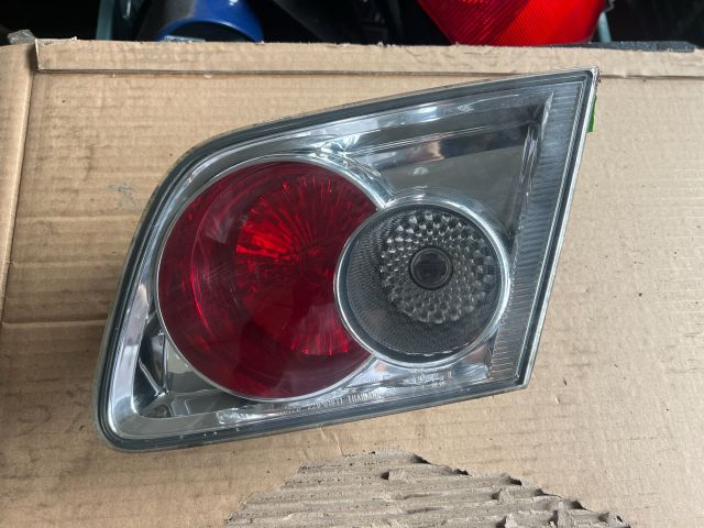 bontott MAZDA 6 Jobb Belső Hátsó Lámpa