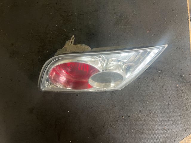 bontott MAZDA 6 Jobb Belső Hátsó Lámpa