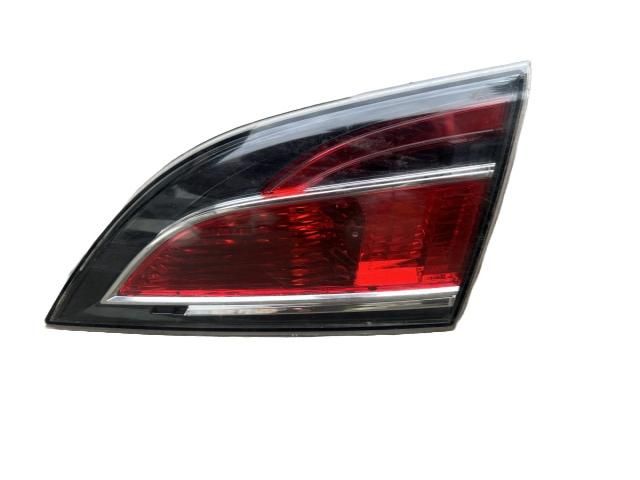 bontott MAZDA 6 Jobb Belső Hátsó Lámpa