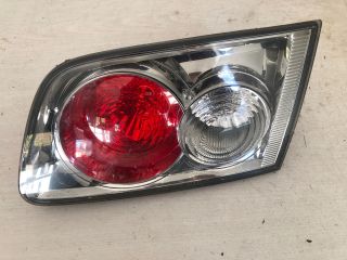 bontott MAZDA 6 Jobb Belső Hátsó Lámpa