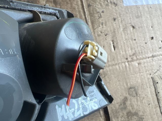 bontott MAZDA 6 Jobb Belső Hátsó Lámpa