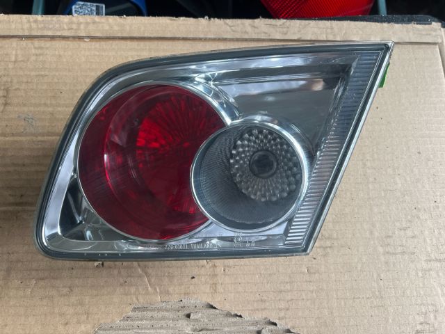 bontott MAZDA 6 Jobb Belső Hátsó Lámpa