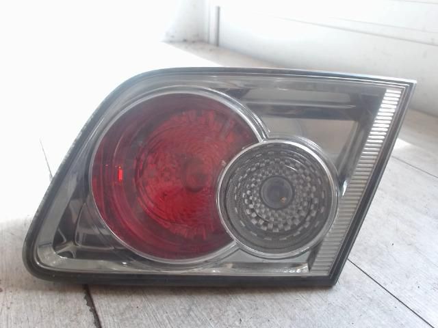 bontott MAZDA 6 Jobb Belső Hátsó Lámpa