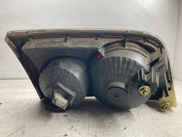 bontott MAZDA 6 Jobb Belső Hátsó Lámpa