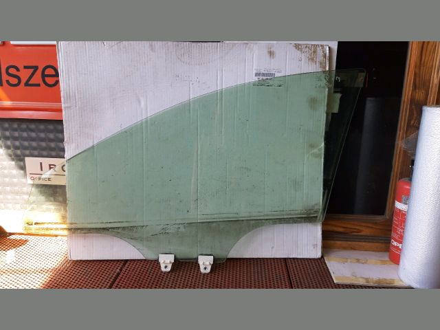 bontott MAZDA 6 Jobb első Ablak