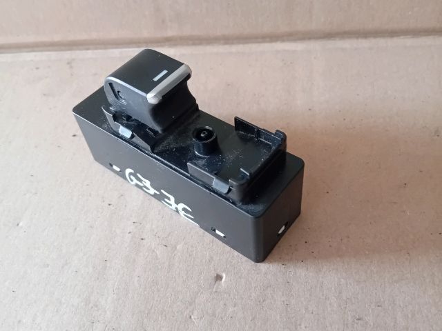 bontott MAZDA 6 Jobb első Ablakemelő Kapcsoló