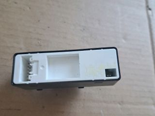 bontott MAZDA 6 Jobb első Ablakemelő Kapcsoló