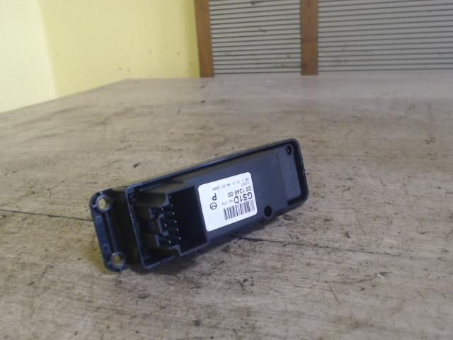 bontott MAZDA 6 Jobb első Ablakemelő Kapcsoló