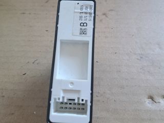 bontott MAZDA 6 Jobb első Ablakemelő Kapcsoló