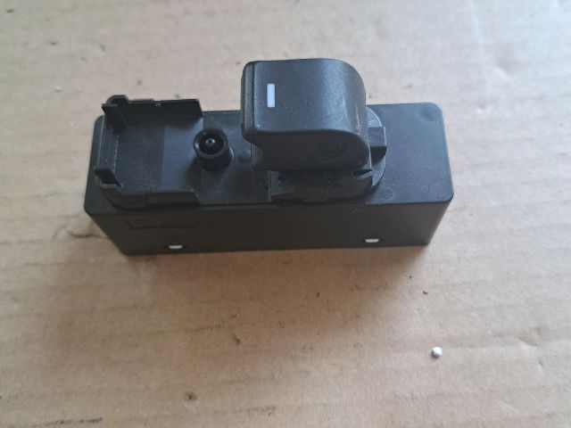 bontott MAZDA 6 Jobb első Ablakemelő Kapcsoló