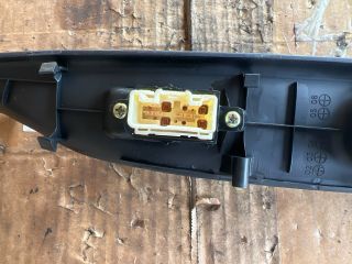 bontott MAZDA 6 Jobb első Ablakemelő Kapcsoló