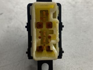 bontott MAZDA 6 Jobb első Ablakemelő Kapcsoló