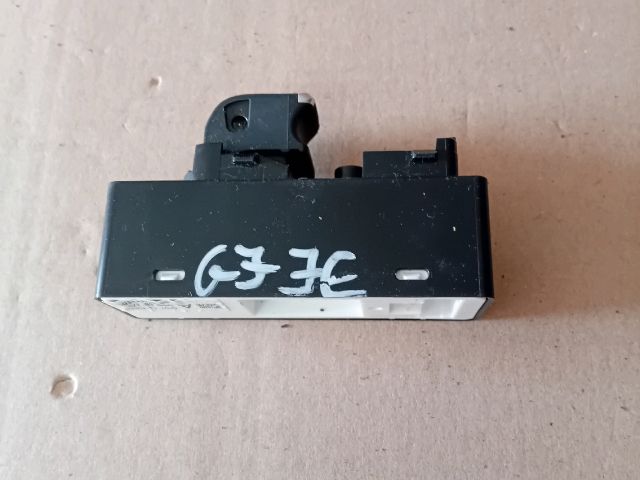 bontott MAZDA 6 Jobb első Ablakemelő Kapcsoló