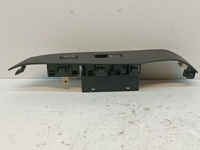 bontott MAZDA 6 Jobb első Ablakemelő Kapcsoló