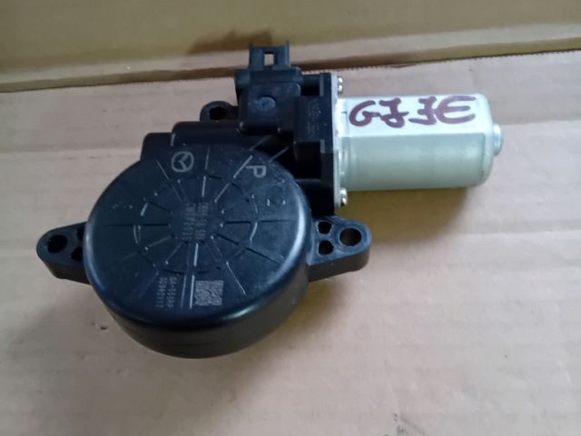 bontott MAZDA 6 Jobb első Ablakemelő Motor