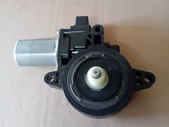 bontott MAZDA 6 Jobb első Ablakemelő Motor