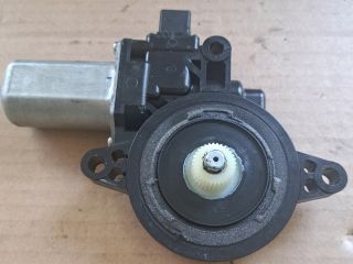 bontott MAZDA 6 Jobb első Ablakemelő Motor