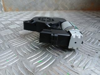 bontott MAZDA 6 Jobb első Ablakemelő Motor