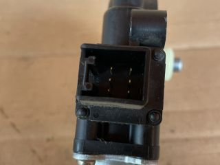 bontott MAZDA 6 Jobb első Ablakemelő Motor