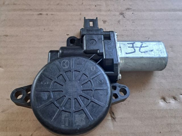 bontott MAZDA 6 Jobb első Ablakemelő Motor