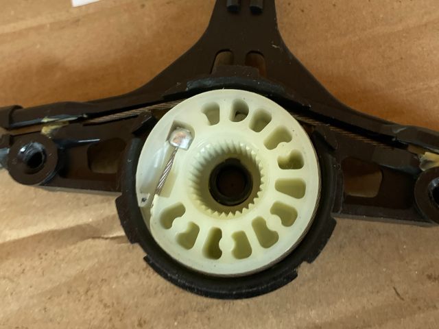 bontott MAZDA 6 Jobb első Ablakemelő Szerkezet (Elektromos)