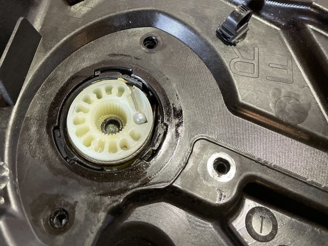 bontott MAZDA 6 Jobb első Ablakemelő Szerkezet (Elektromos)