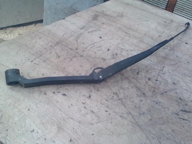 bontott MAZDA 6 Jobb első Ablaktörlő Kar