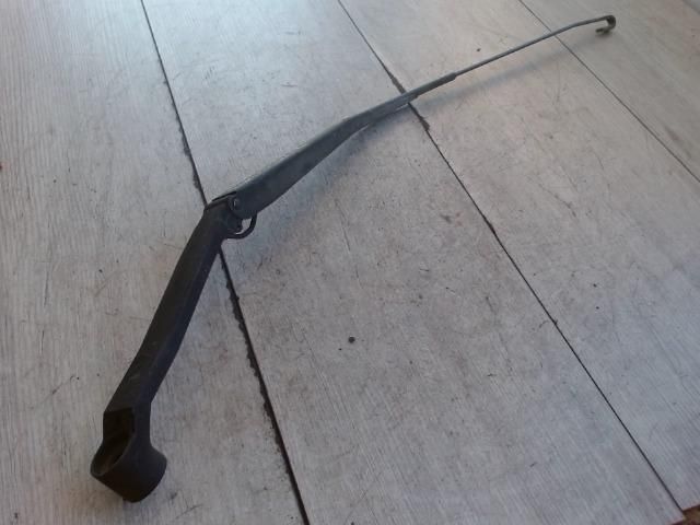 bontott MAZDA 6 Jobb első Ablaktörlő Kar