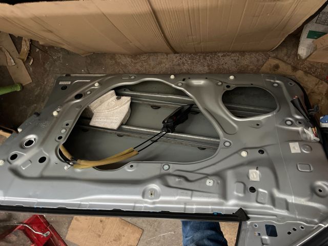 bontott MAZDA 6 Jobb első Ajtó (Üres lemez)