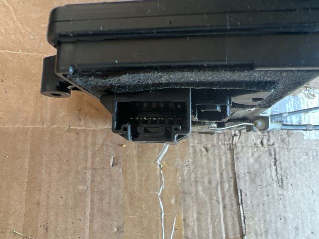 bontott MAZDA 6 Jobb első Ajtózár