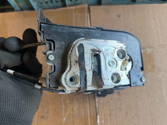 bontott MAZDA 6 Jobb első Ajtózár