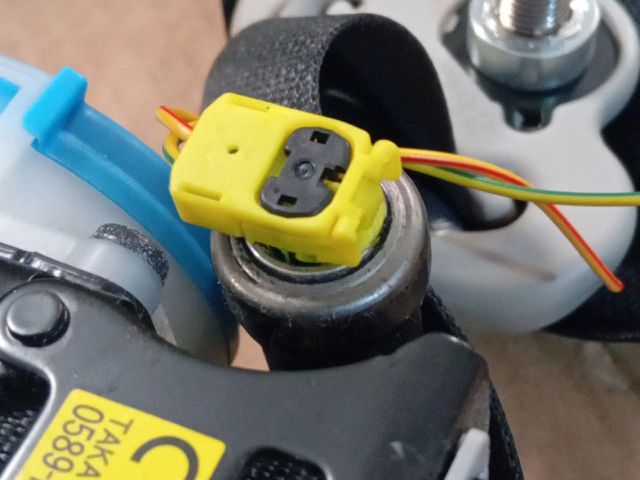 bontott MAZDA 6 Jobb első Biztonsági Öv