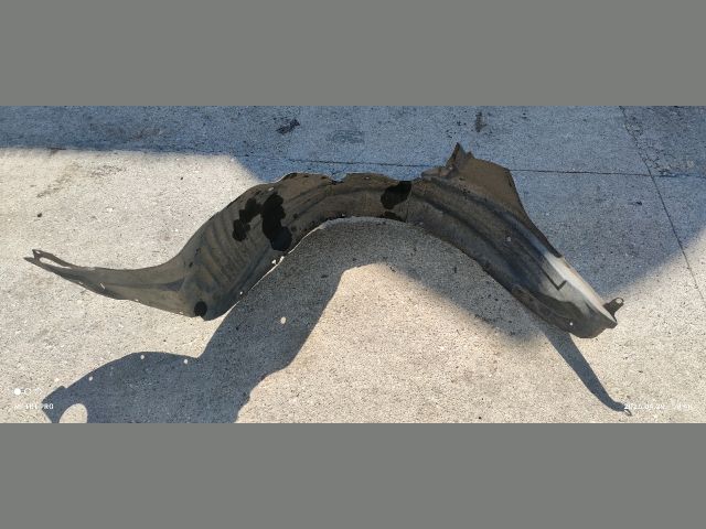 bontott MAZDA 6 Jobb első Dobbetét (Kerékjárati, Műanyag)