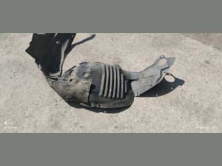 bontott MAZDA 6 Jobb első Dobbetét (Kerékjárati, Műanyag)