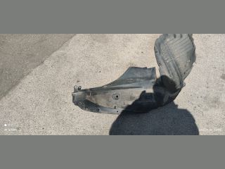 bontott MAZDA 6 Jobb első Dobbetét (Kerékjárati, Műanyag)