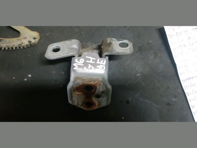 bontott MAZDA 6 Jobb első Felső Zsanér