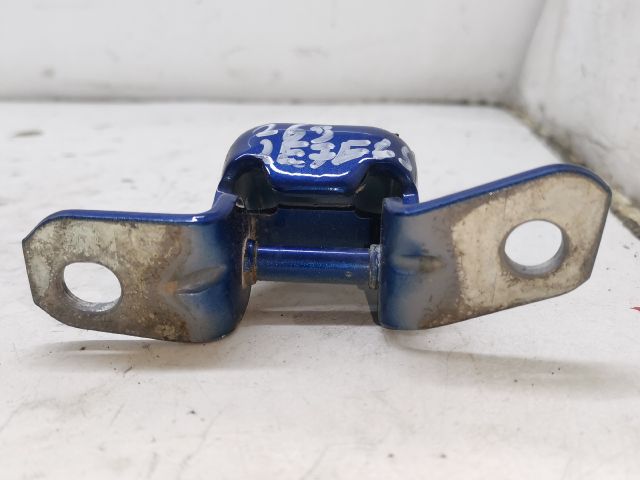 bontott MAZDA 6 Jobb első Felső Zsanér