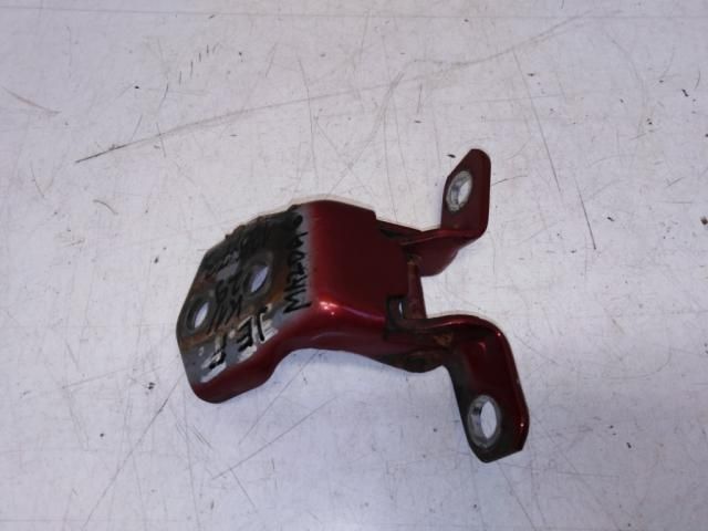 bontott MAZDA 6 Jobb első Felső Zsanér