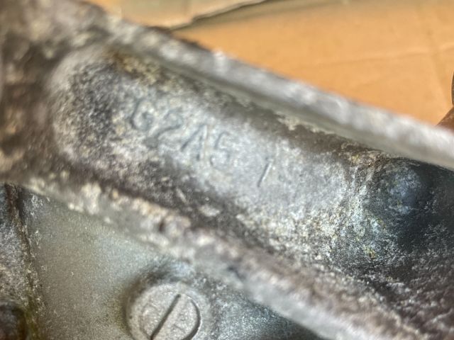 bontott MAZDA 6 Jobb első Féltengely Tartó