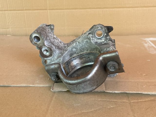 bontott MAZDA 6 Jobb első Féltengely Tartó