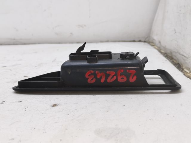 bontott MAZDA 6 Jobb első Kilincs Burkolat